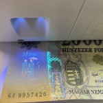 EuroCash V30 hordozható, kézi bankjegyszámláló, pénzszámoló gép beépített pénzvizsgálóval (UV + WM)