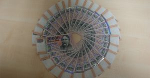 Hamis 20000 forintos bankjegyek kerülhettek forgalomba